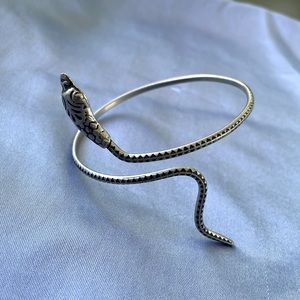 ❤️ 5 for 15!!! Silver snake bangle